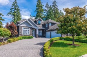 residential concrete driveway in vancouver