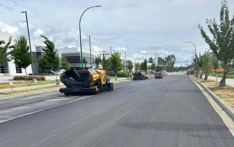 paving asphalt road in vancouver