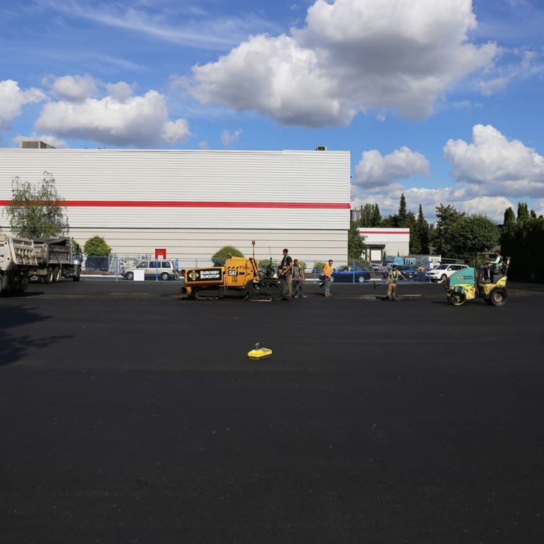 freshly finished parking lot by burnaby blacktop