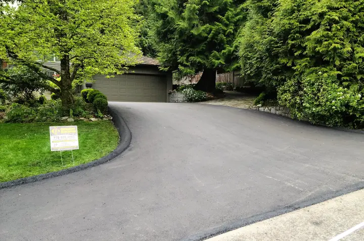 paved driveway in vancouver by burnaby blacktop